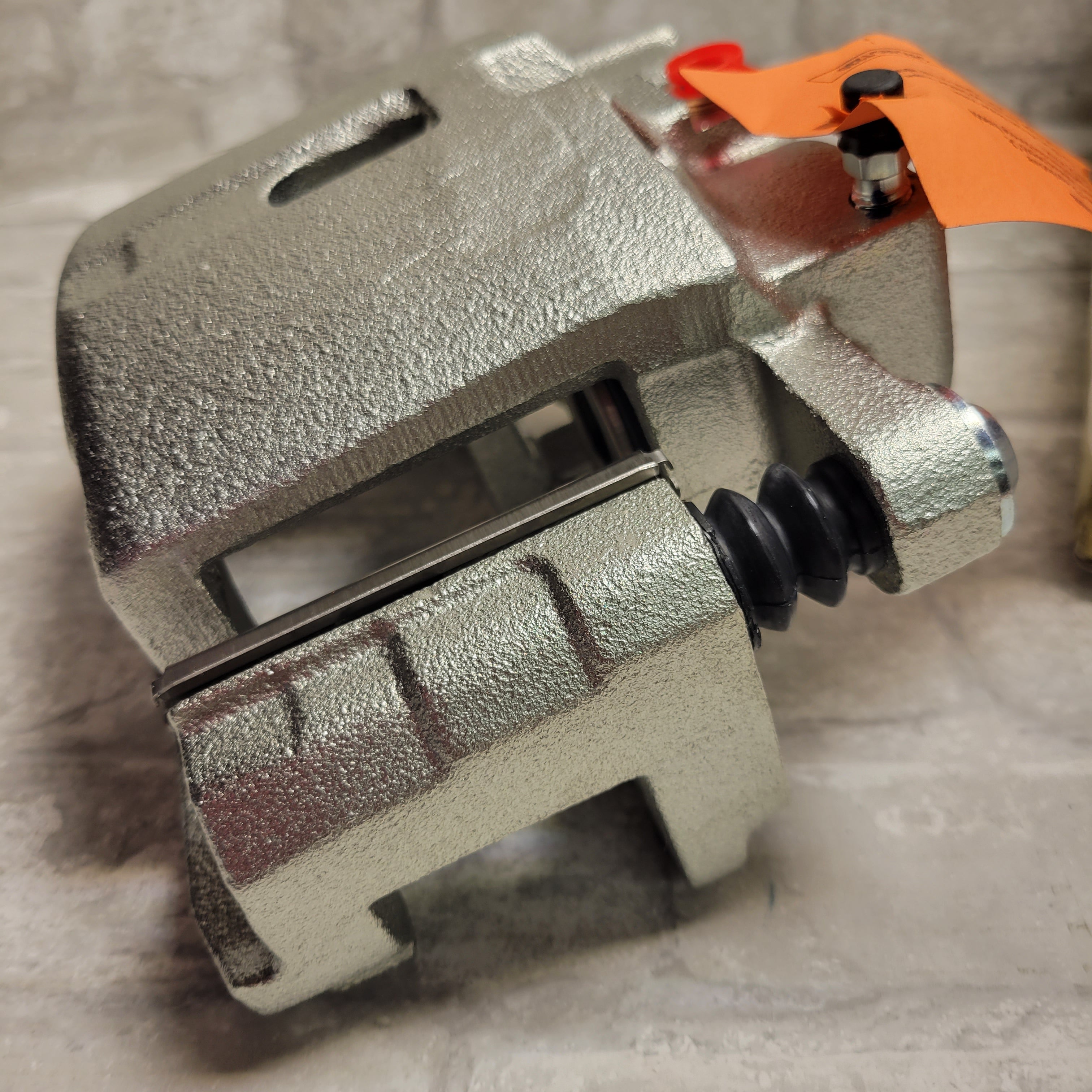 ACDelco Professional 18FR1378 Disc Brake Caliper Assembly (Remanufactured) (8080385671406)